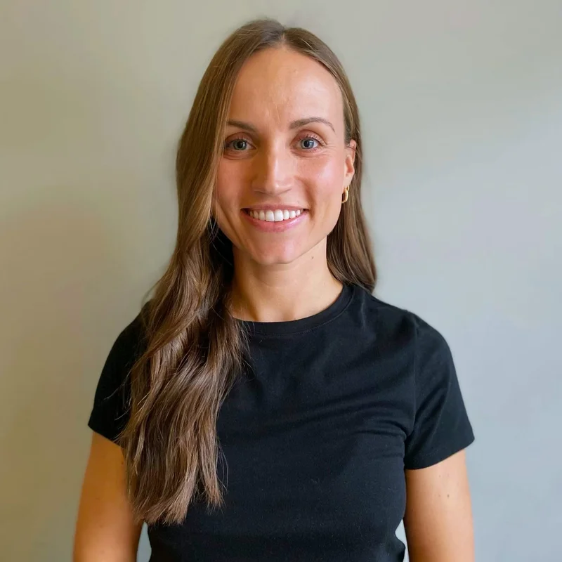 Sabrina Beukens - Registered Massage Therapy at The Healing Oak